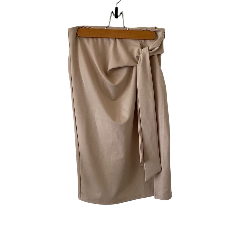 Kate Kasin Beige Satin Pencil Skirt with Side Tie Detail Size Medium